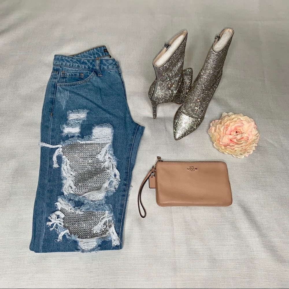 Fashion Nova’ Best of You Boyfriend Jeans
